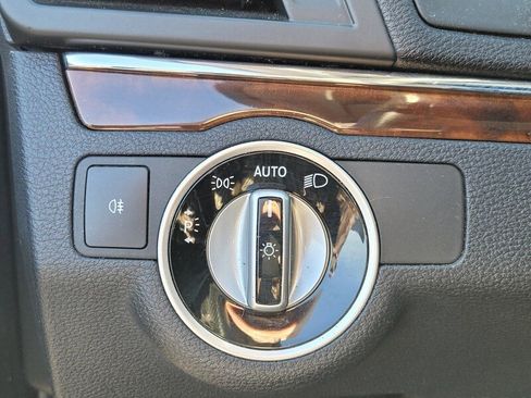 Used 2013 Mercedes-Benz E 350 Coupe image 26