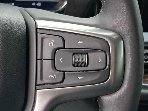 Used 2023 Chevrolet Silverado 1500 LT AWD/4WD image 18