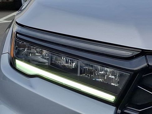 Certified 2025 Honda Pilot TrailSport image 9