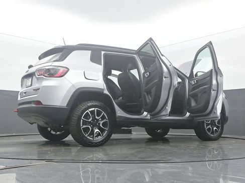 Used 2024 Jeep Compass Trailhawk w/ Sun and Sound Group AWD/4WD image 61