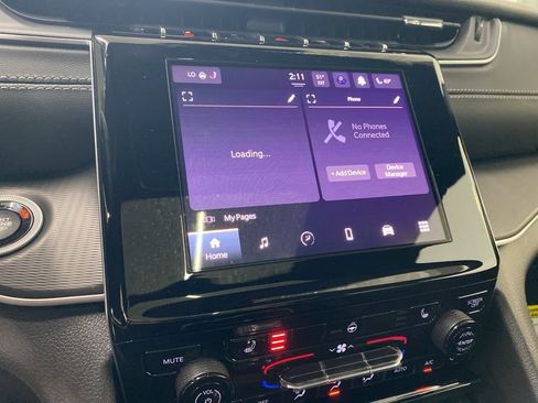 New 2025 Jeep Grand Cherokee Laredo X w/ Luxury Tech Group I image 26