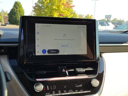 New 2025 Toyota Corolla LE image 10