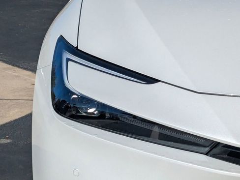 New 2026 Toyota Prius Plug-In Hybrid FWD image 10