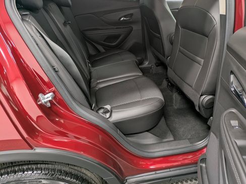 Used 2022 Buick Encore Preferred w/ Safety Package image 26