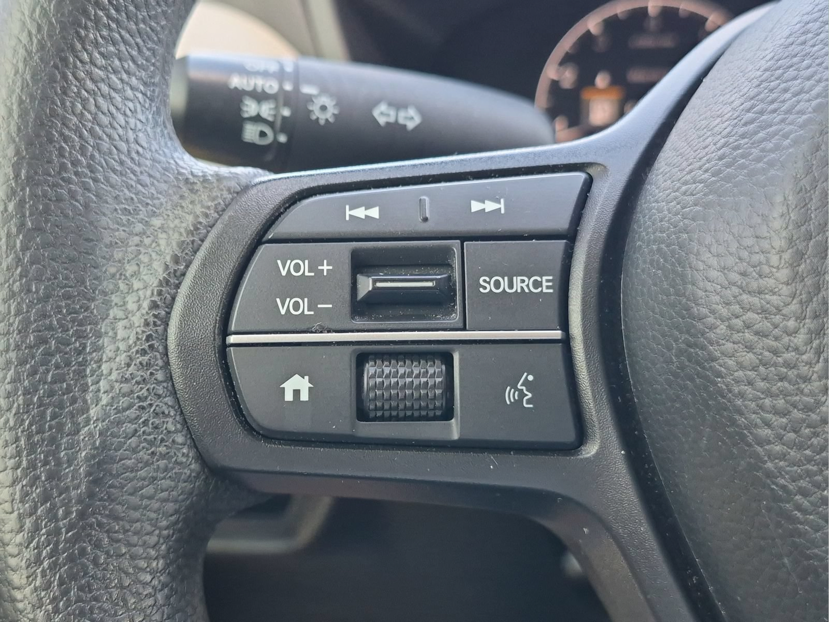 Certified 2024 Honda HR-V LX image 13