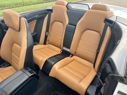 Used 2014 Mercedes-Benz E 350 Cabriolet image 23