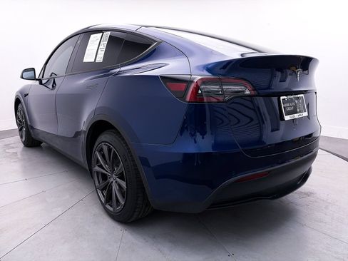 Used 2022 Tesla Model Y Long Range AWD/4WD image 12