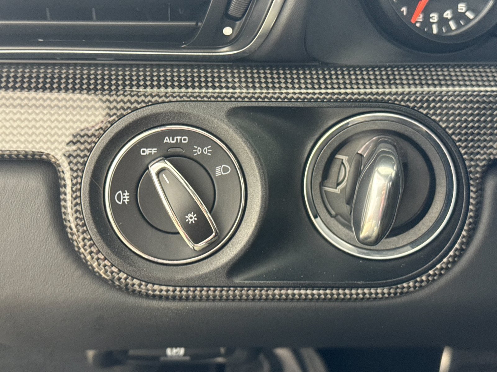 Used 2019 Porsche 911 Turbo S AWD/4WD image 22