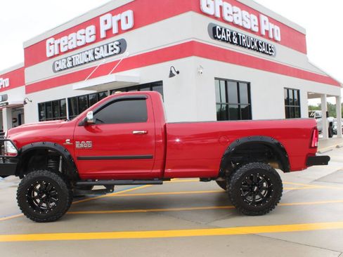 Used 2016 RAM 2500 SLT w/ Popular Equipment Group AWD/4WD image 6