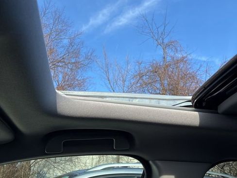 Used 2021 Honda CR-V EX-L image 28