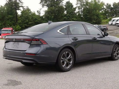 Used 2023 Honda Accord EX image 7