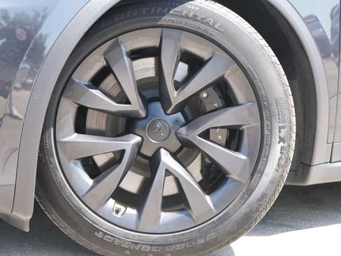 Used 2024 Tesla Model X AWD/4WD image 1