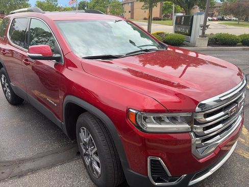 Used 2023 GMC Acadia SLT w/ Technology Package AWD/4WD image 4