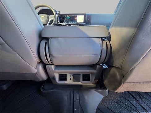 New 2026 Chevrolet Silverado 3500 LTZ image 12