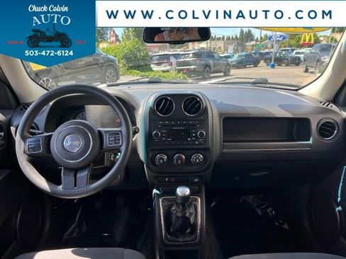 Used 2015 Jeep Patriot Sport FWD image 15