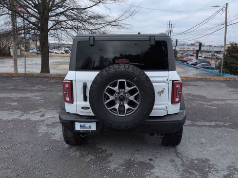 Used 2023 Ford Bronco Badlands image 7