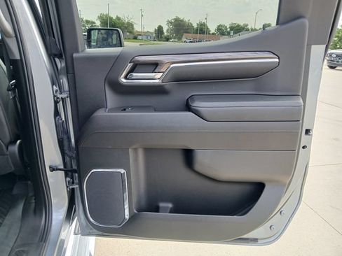 Certified 2024 Chevrolet Silverado 1500 LTZ w/ LTZ Premium Package AWD/4WD image 24