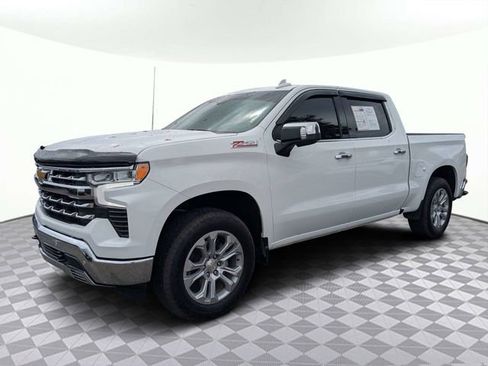 Used 2025 Chevrolet Silverado 1500 LTZ image 8