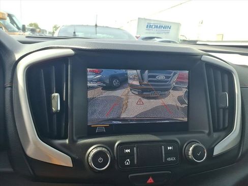 Used 2020 GMC Terrain SLT w/ Preferred Package image 17