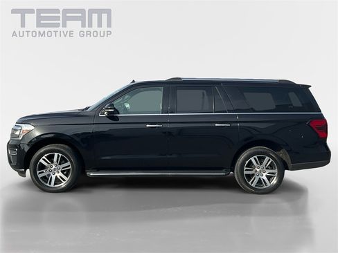 Used 2023 Ford Expedition Max Limited image 4