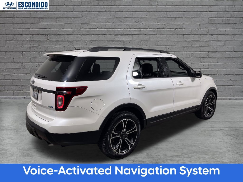 Used 2015 Ford Explorer Sport w/ Equipment Group 401A AWD/4WD image 3