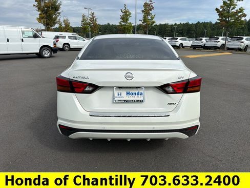Used 2021 Nissan Altima 2.5 SV AWD/4WD image 6