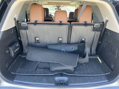 Certified 2024 Nissan Pathfinder Platinum image 28