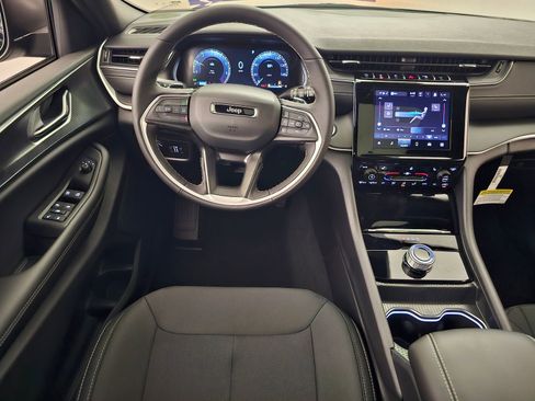 New 2026 Jeep Grand Cherokee Laredo AWD/4WD image 16