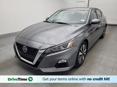 Used 2021 Nissan Altima 2.5 SV w/ SV Premium Package