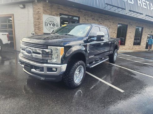 Used 2017 Ford F250 Lariat w/ Lariat Ultimate Package image 1