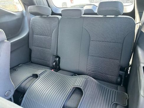 New 2026 Chevrolet Traverse LT w/ LPO, Floor Liner Package FWD image 5