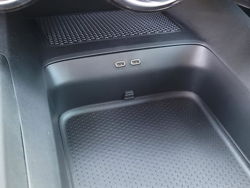 New 2026 Chevrolet Blazer EV LT image 9