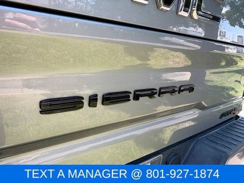 Used 2025 GMC Sierra 3500 AT4 w/ AT4 Premium Plus Package AWD/4WD image 7