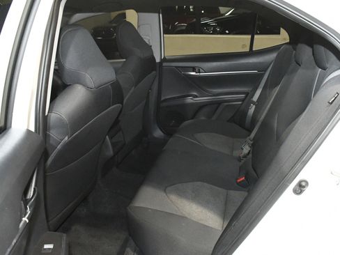 Used 2021 Toyota Camry LE image 49