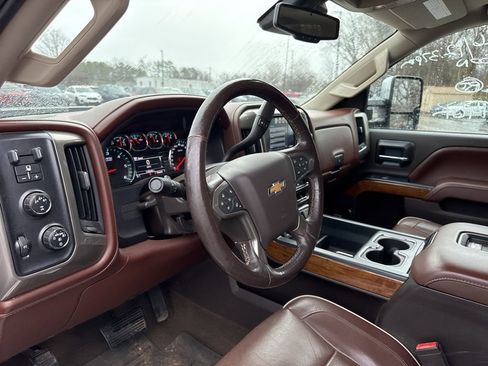 Used 2016 Chevrolet Silverado 2500 High Country w/ High Country Premium Package image 20