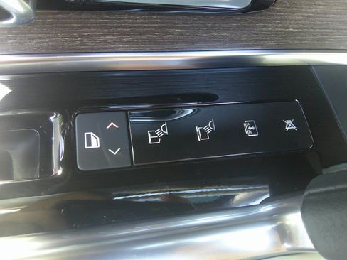 Used 2023 Land Rover Range Rover SE AWD/4WD image 51