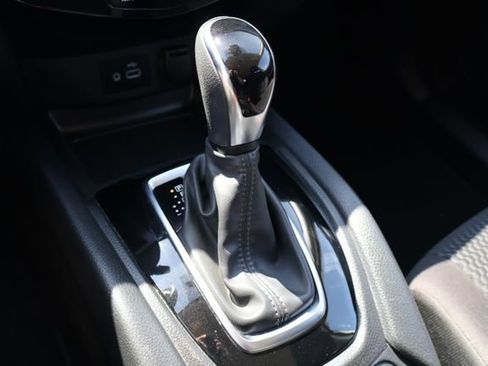 Used 2020 Nissan Rogue Sport S w/ Appearance Package image 17