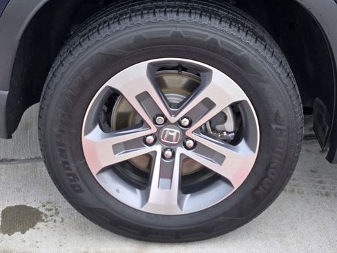 Certified 2025 Honda Pilot EX-L image 10