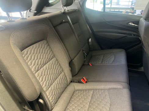Used 2019 Chevrolet Equinox LT AWD/4WD image 41