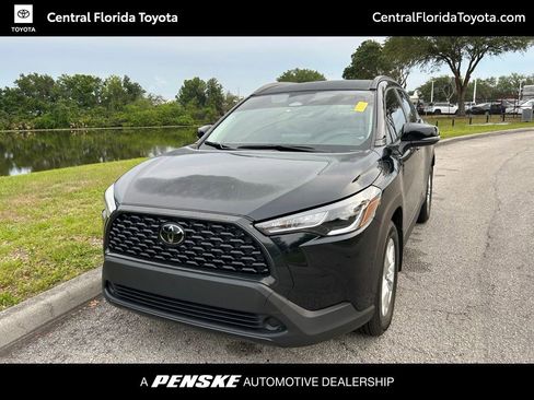 Used 2024 Toyota Corolla Cross LE FWD image 1