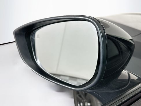 Used 2025 MAZDA CX-50 AWD 2.5 S w/ Preferred Package image 16
