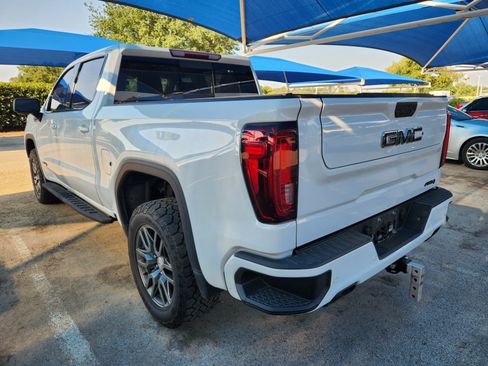 Used 2022 GMC Sierra 1500 AT4 w/ AT4 Premium Package AWD/4WD image 3