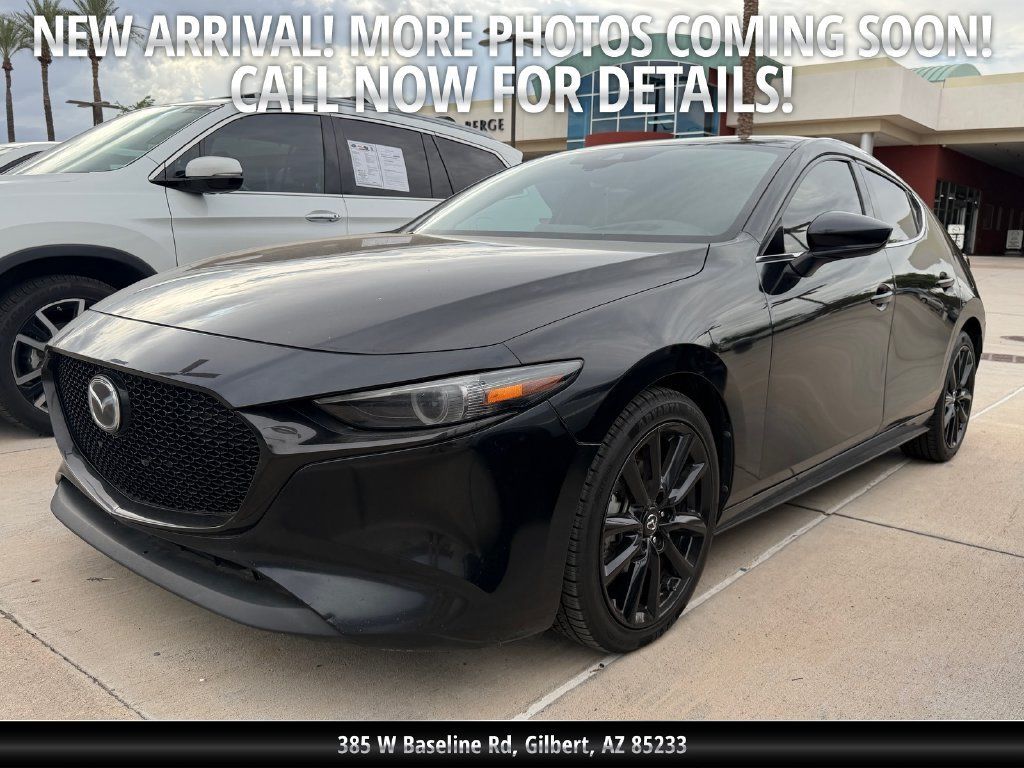 Used 2021 MAZDA MAZDA3 s FWD image 1