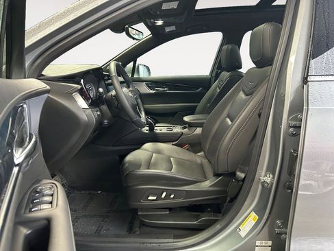 Used 2024 Cadillac XT6 Premium Luxury w/ Technology Package image 15
