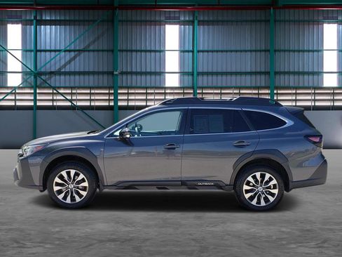 Used 2023 Subaru Outback Limited AWD/4WD image 2