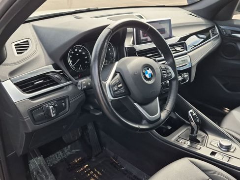 Used 2021 BMW X1 xDrive28i w/ Convenience Package AWD/4WD image 2