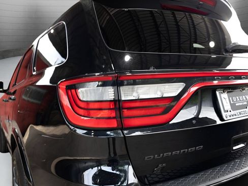 Used 2022 Dodge Durango SRT w/ SRT Interior Appearance Group AWD/4WD image 17