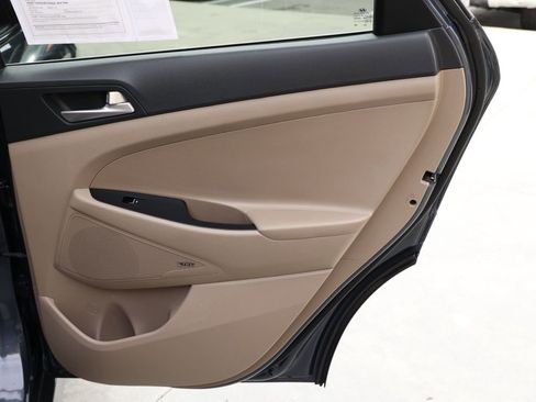 Used 2021 Hyundai Tucson Limited FWD image 19