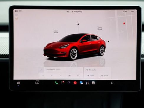 Used 2022 Tesla Model 3 Standard Range RWD image 33