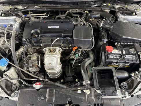 Used 2017 Honda Accord Sport image 27